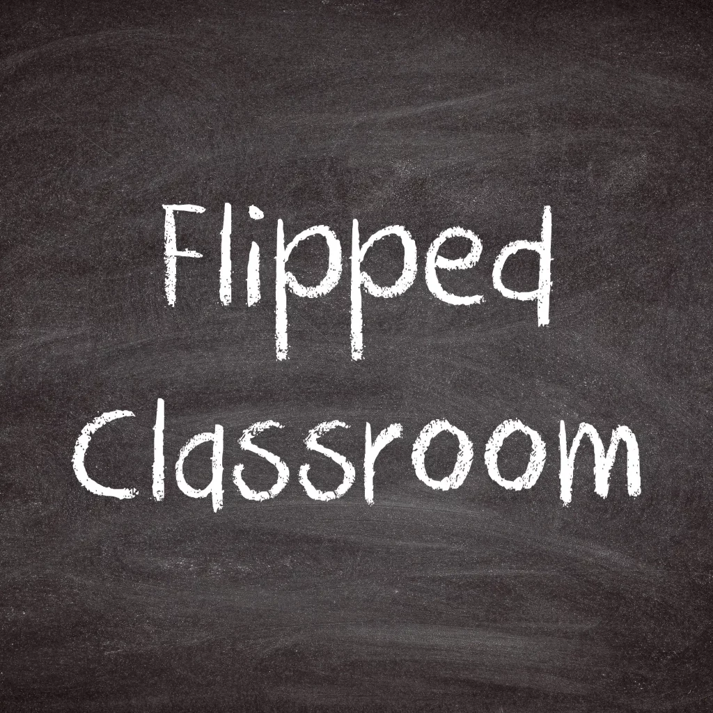 Tafel mit Aufschrift "Flipped Classroom"